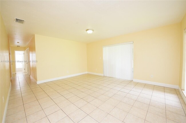 Building Photo - 15410 SW 295th St