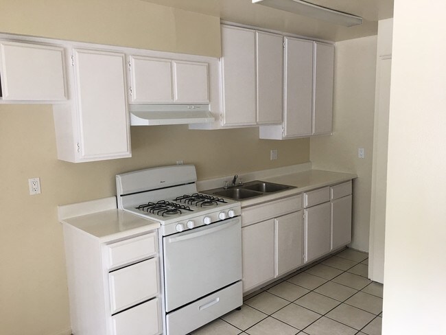 Foto del edificio - 13750 Vanowen St