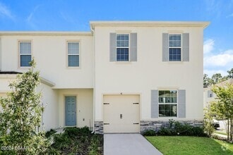 Building Photo - 60 Grande Rd