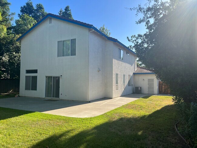 Volver - 2809 Mallorca Ln