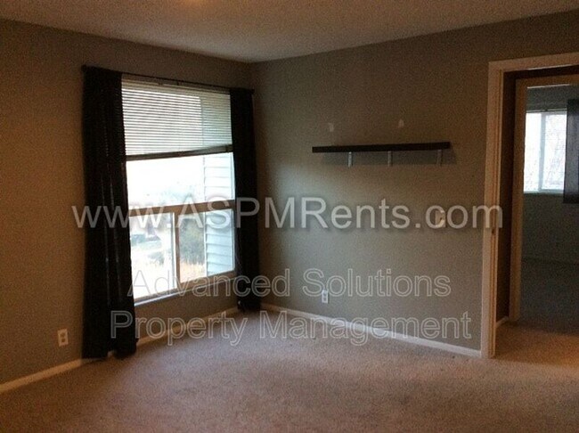 Foto del edificio - 1040 Quail Park Dr
