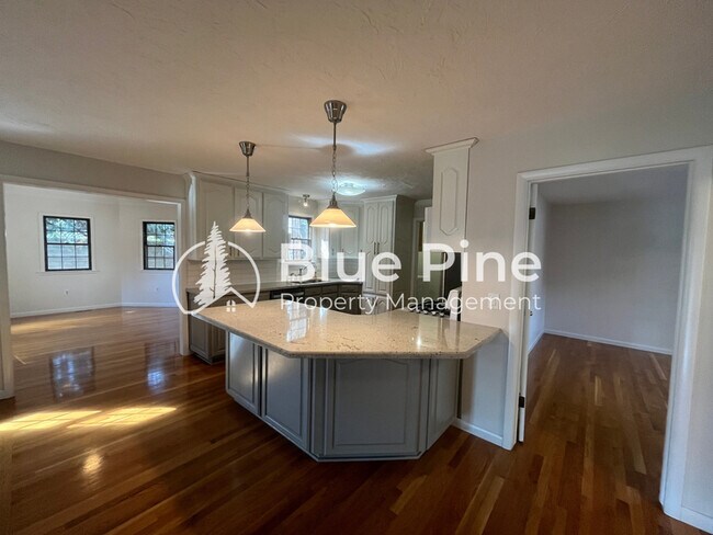 Foto del edificio - 3267 Merlin Dr