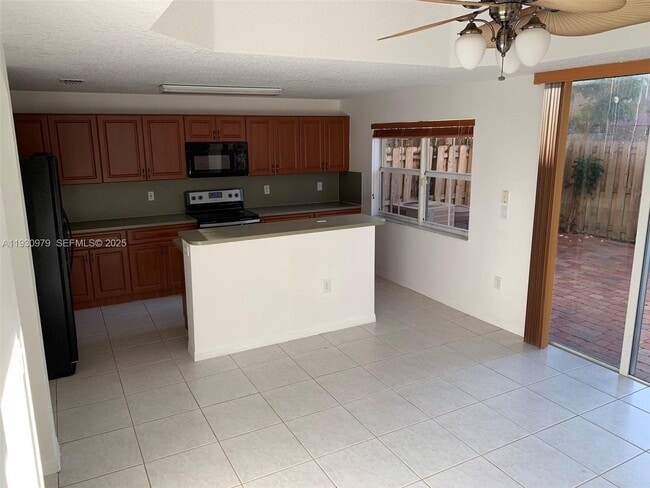 Photo - 3150 SW 152nd Pl House