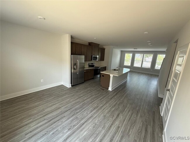 Building Photo - 10144 All Star Blvd