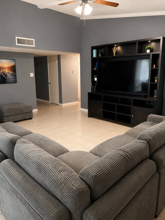 Foto del edificio - 10410 Black Walnut Dr