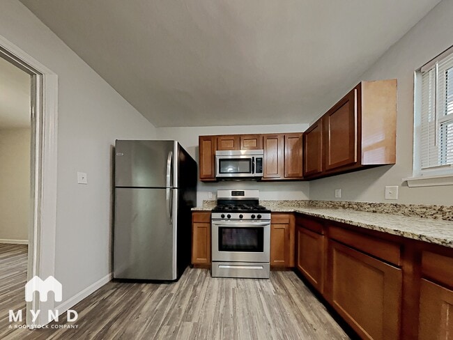 Building Photo - 6932 Delta Lake Dr