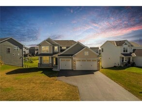 Building Photo - 17545 57th St NE