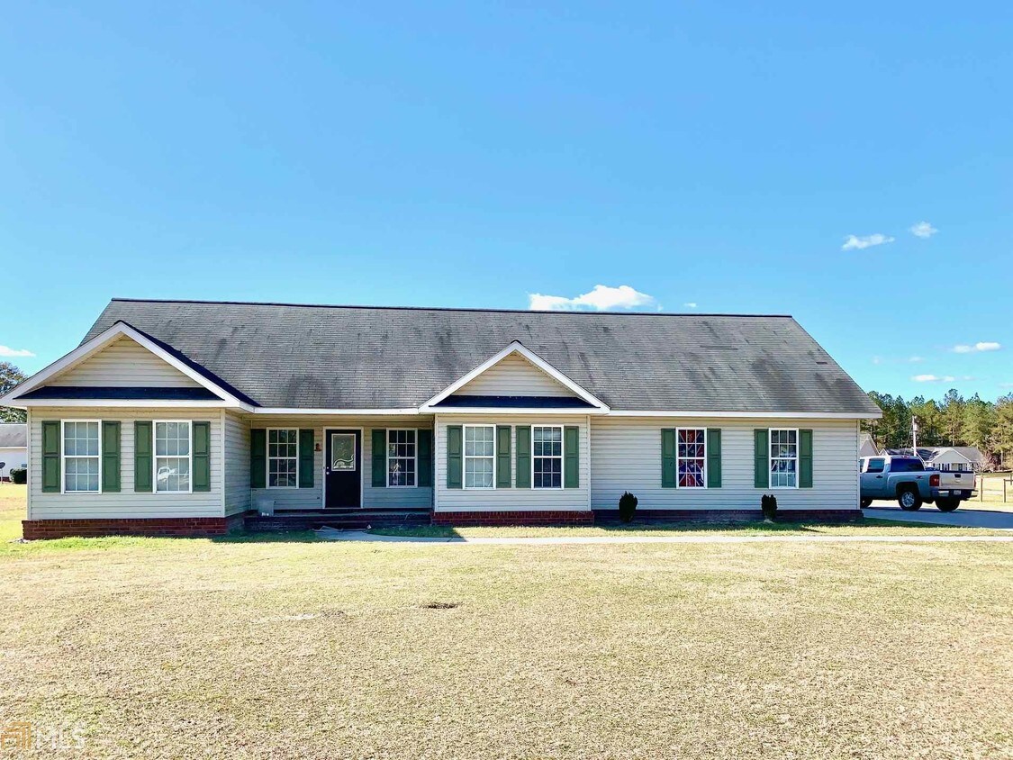 5723 Burkhalter Rd, Statesboro, GA 30458 House for Rent in Statesboro