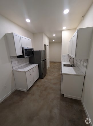 Building Photo - 541 Taylor Ave