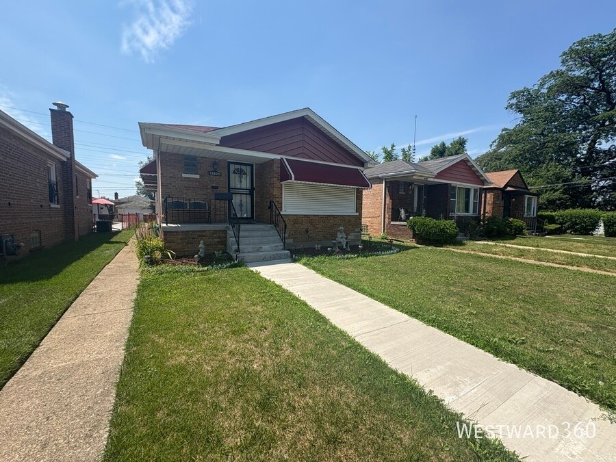 Foto principal - 13820 S Tracy Ave