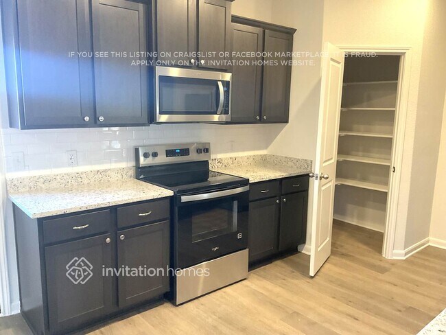 Building Photo - 10017 Pilot Pl