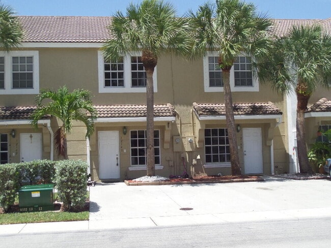 Foto del edificio - 12147 SW 3rd St