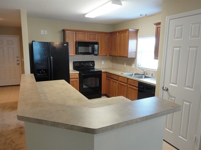 Building Photo - 1210 Mule Deer Dr