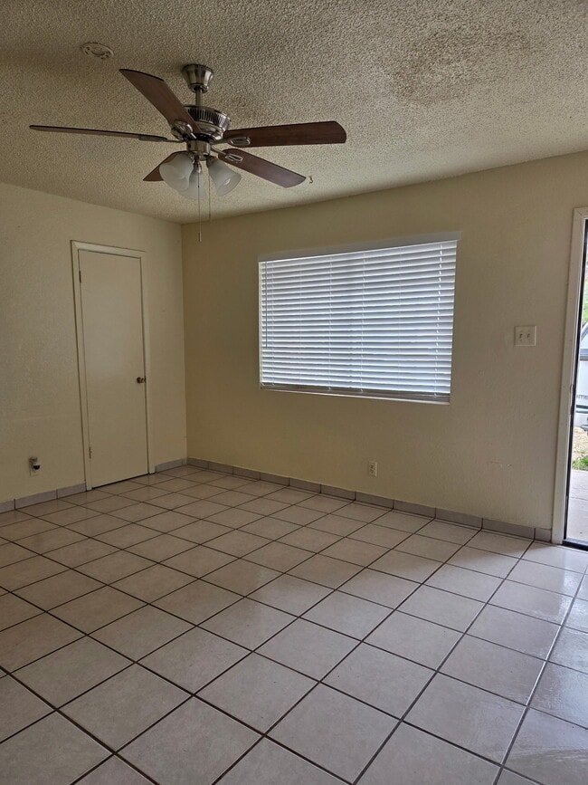 Foto del edificio - 6232 Dennison Rd SW