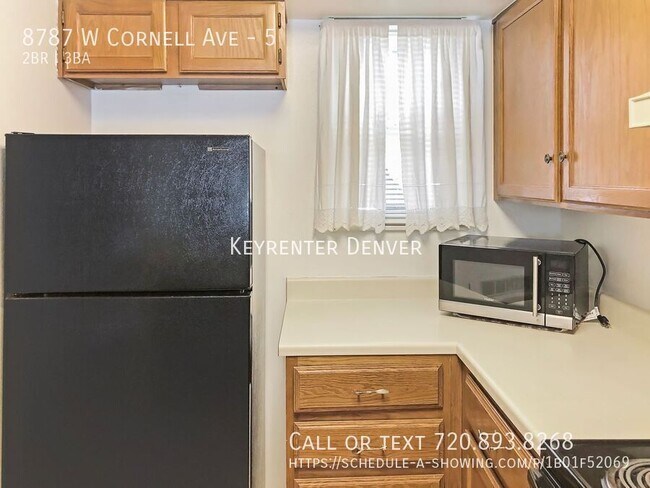 Foto del edificio - Spacious 2BD, 2.5BA Lakewood Townhome, Bon...