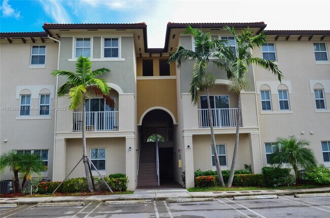 Foto del edificio - 8960 NW 97th Ave