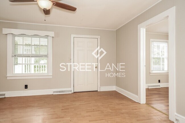 Building Photo - Charming 2 Bedroom in Thomasville!