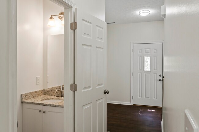 Building Photo - 344 Indian Pointe Dr