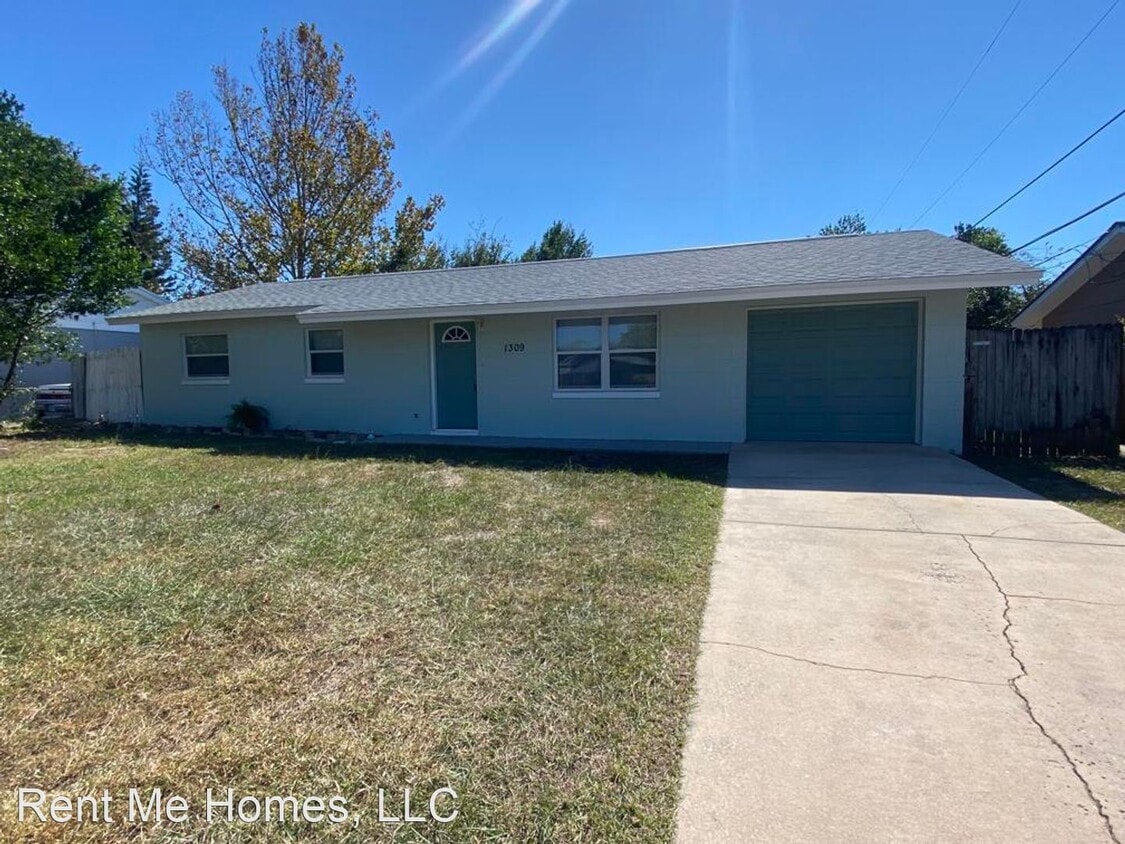 Primary Photo - 3 br, 2 bath House - 1309 Fleming Ave.