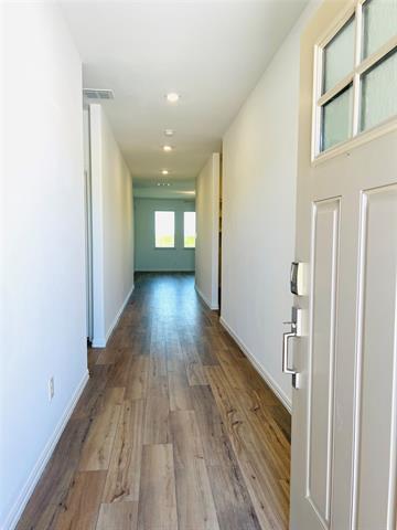 Building Photo - 1105 Misty Brk Dr