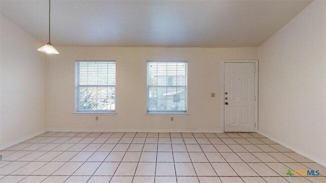 Building Photo - 412 Burleson St