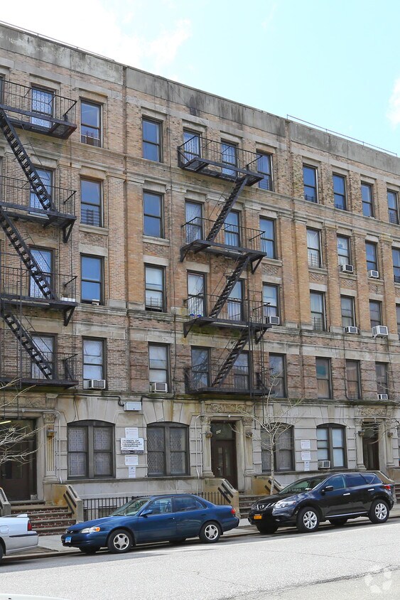 Primary Photo - 426 W 163rd St