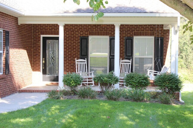 Foto del edificio - Amazing 3 bd/2.5bth in Farragut!!