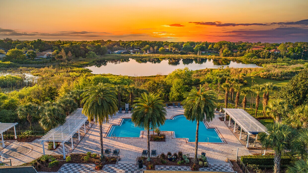 Colonial Village At Twin Lakes Apartments Sanford