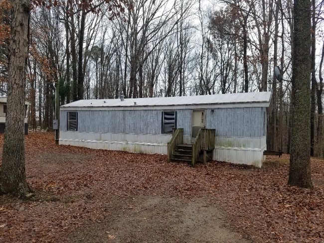 Building Photo - 6108 Briarwood Dr