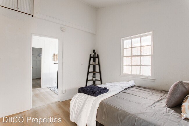 Foto del edificio - 1 br, 1 bath Apartment - 620 Huntley Drive...