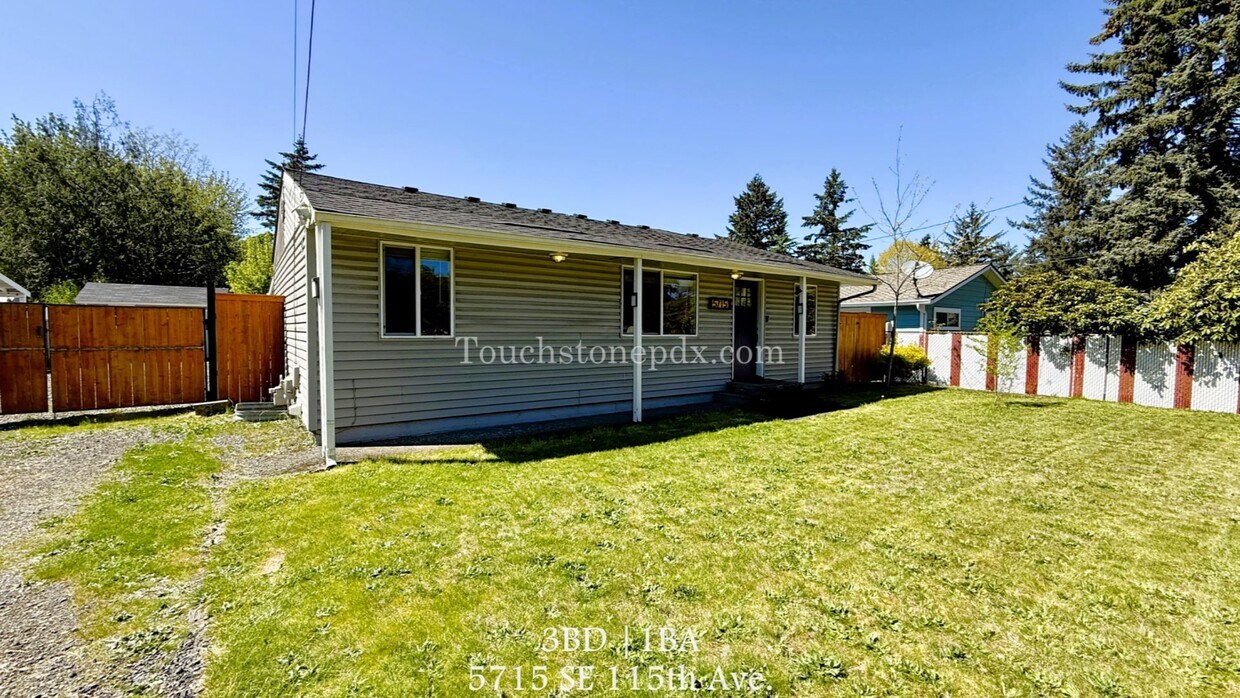 Foto principal - Beautifully Remodeled Home in Near Powell ...