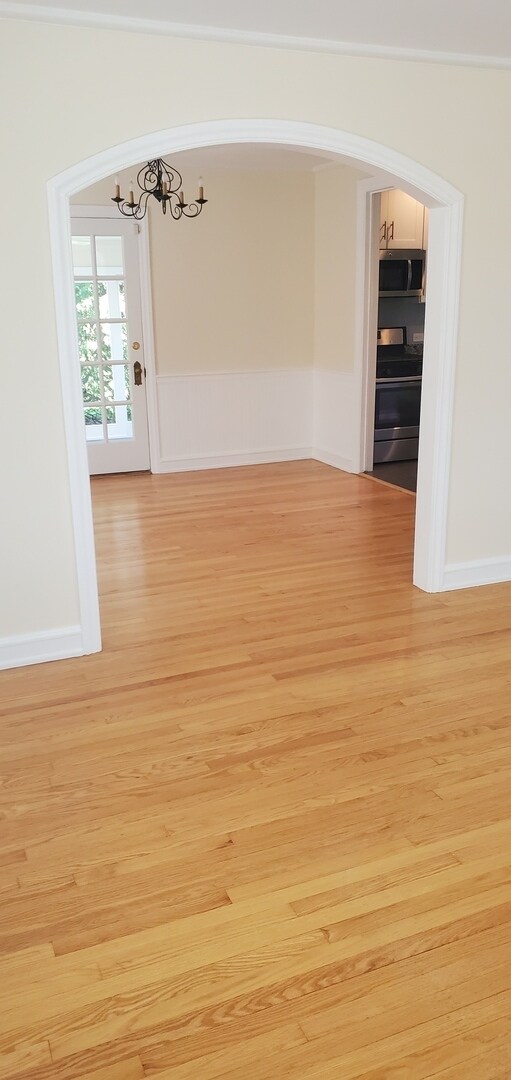 Foto del edificio - 2315 Hutchison Rd