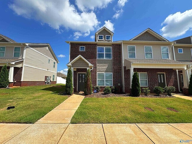 Foto del edificio - 346 Falling Water Ln SW