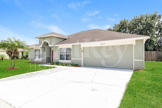 Building Photo - 6009 Live Oak Dr