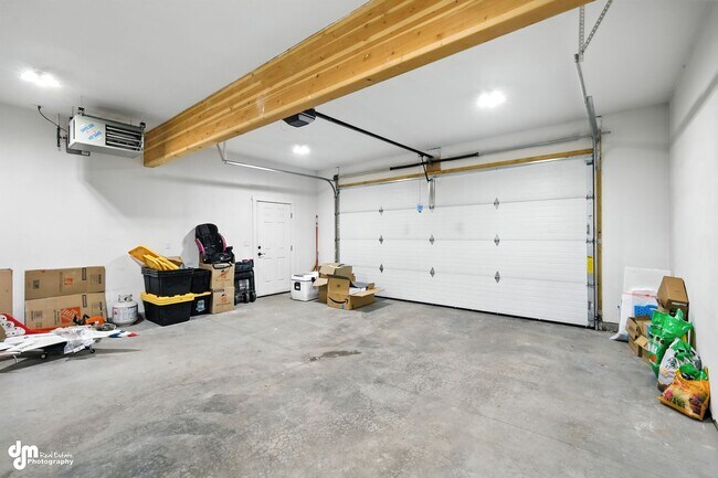Foto del edificio - Charming & Updated 4BD/2.5BA!