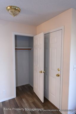 Building Photo - 431 Stony Meadow Dr