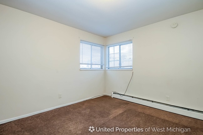 Building Photo - 2961 Taft Ave SW