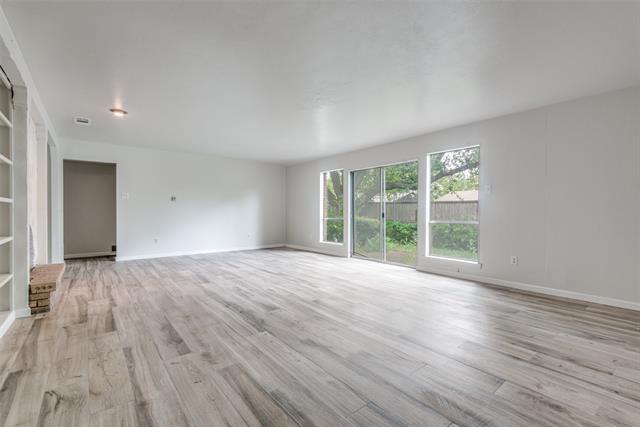 Building Photo - 15656 Regal Hill Cir
