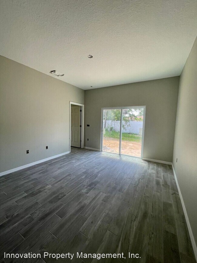 Foto del edificio - 3 br, 2 bath House - 722 Camel Court