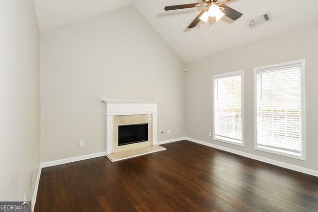 Building Photo - 3009 Merrion Park Ln NE