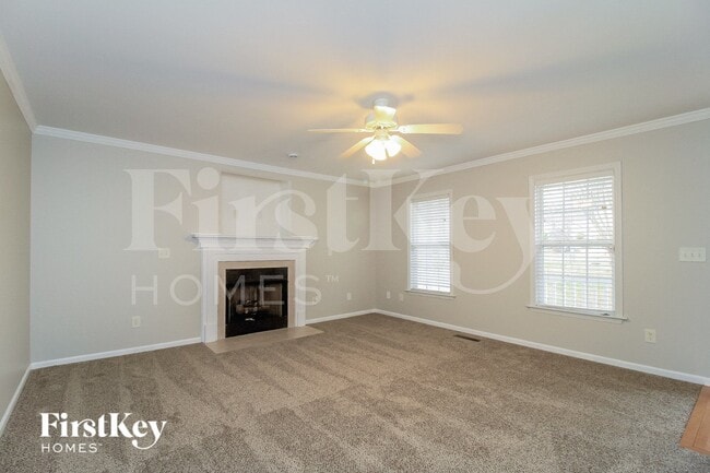 Foto del edificio - 4141 Meredith Woods Ln