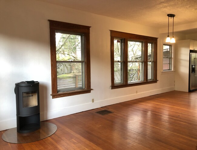 Foto del edificio - 9033 N Edison St