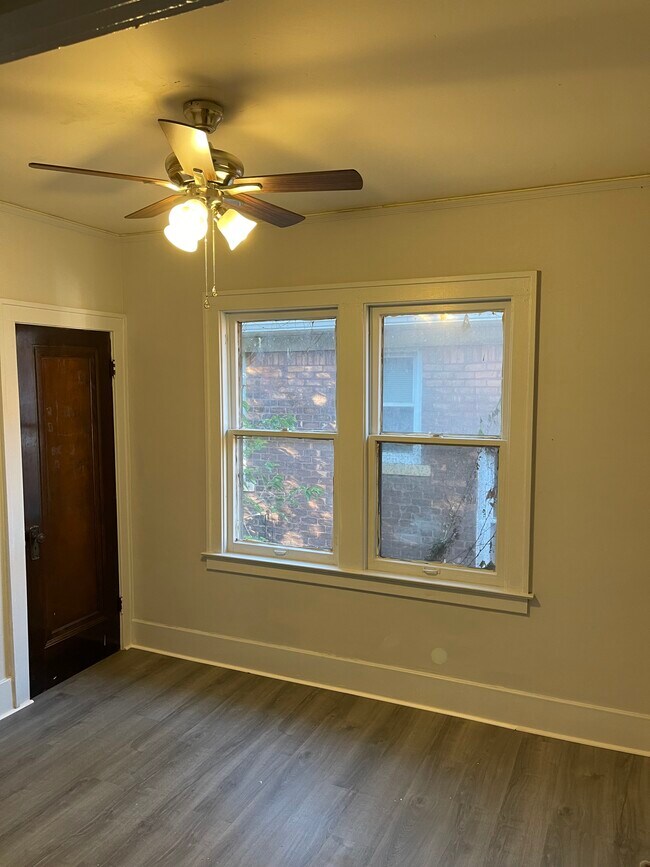 Building Photo - 16153 Fairfield St
