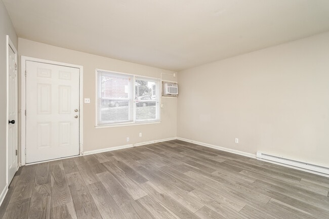 Foto del edificio - Greenwood Gardens