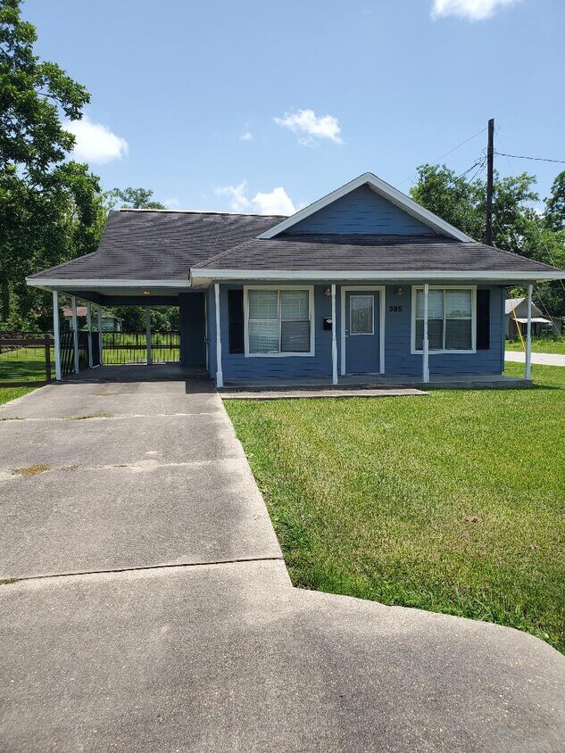 Foto principal - 385 S 4th St