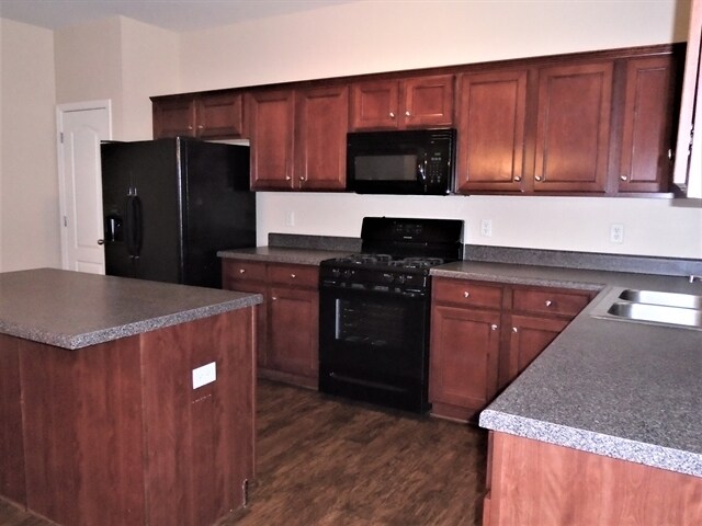 Foto del edificio - 5232 Lexmark Cir SW