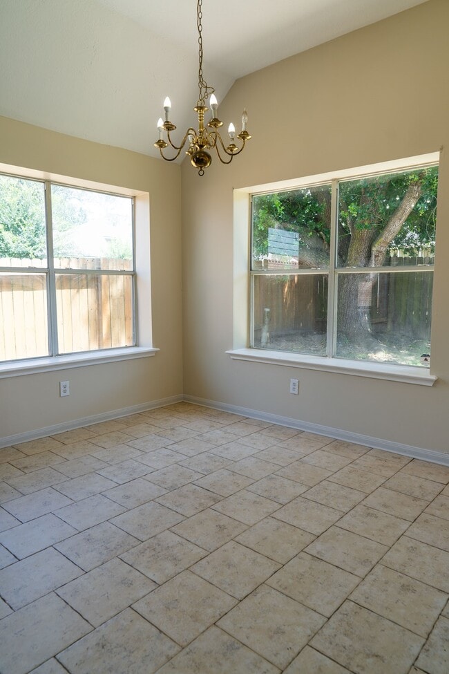 Building Photo - 15627 Rosewood Hill Ct