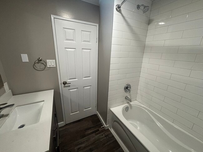 Photo du bâtiment - 511-511 Albert St