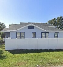Building Photo - 516 N Bradford Ave