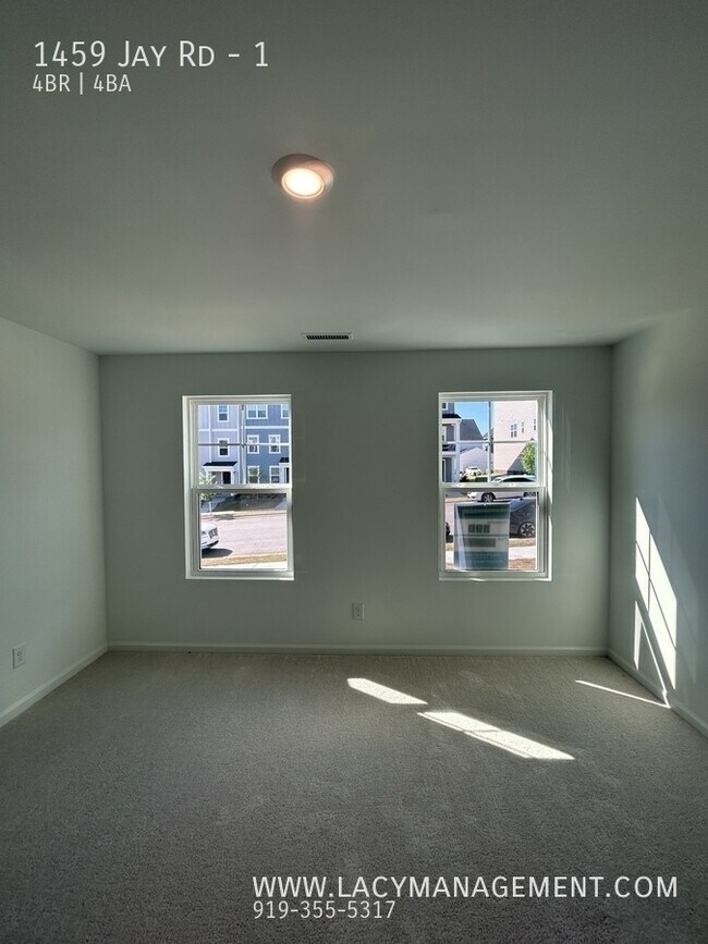 Foto del edificio - 1459 Jay Rd